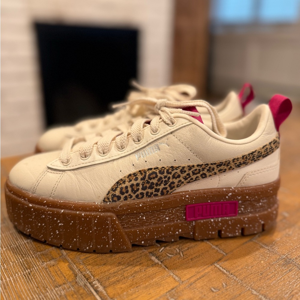 Platform Puma Beige Sneakers with Leopard and Pink Accents